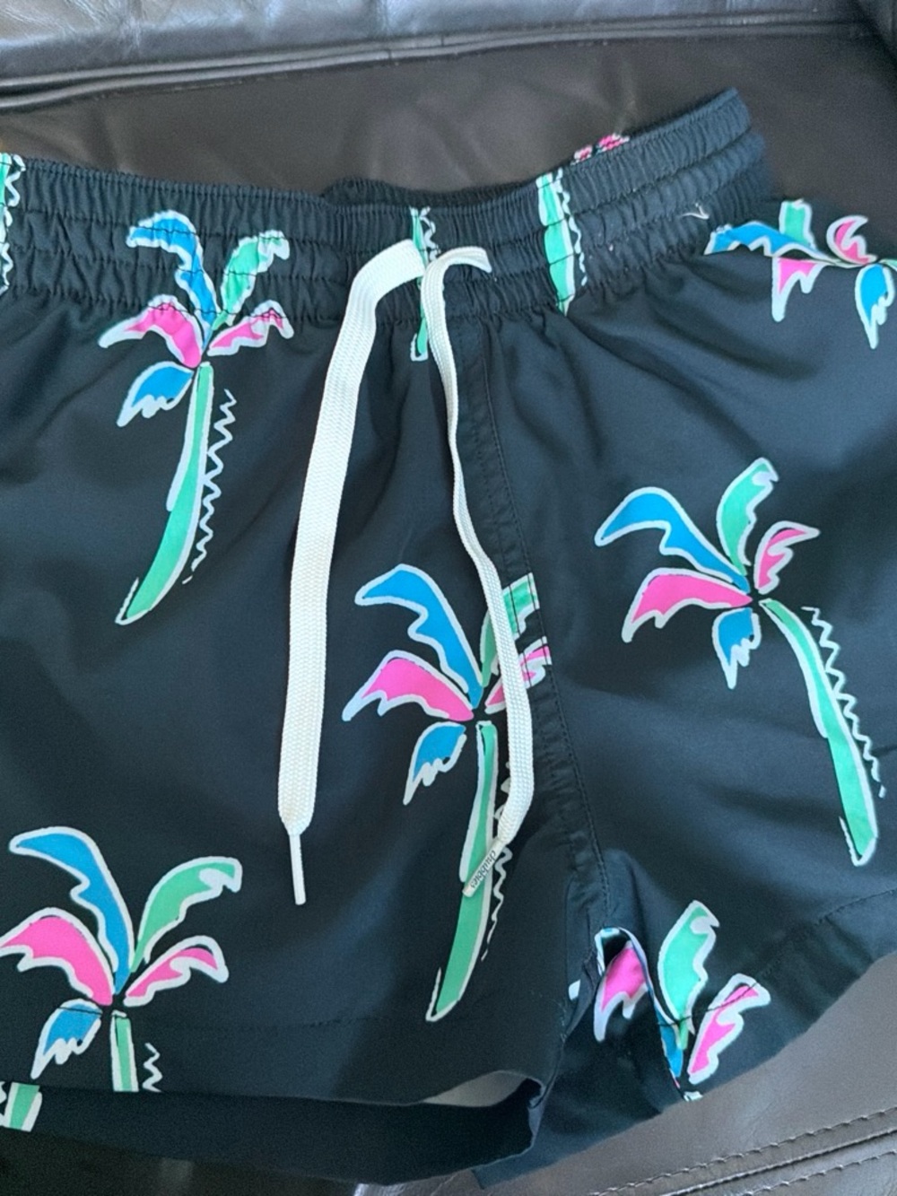 Chubbies Black Palm Print Swim Shorts with Neon Accents XS 4.5 inch inseam